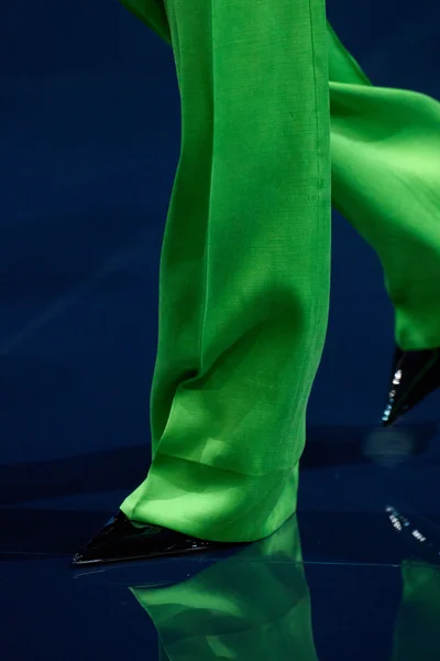 Look 95